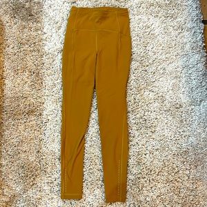 Lululemon size 4 leggings